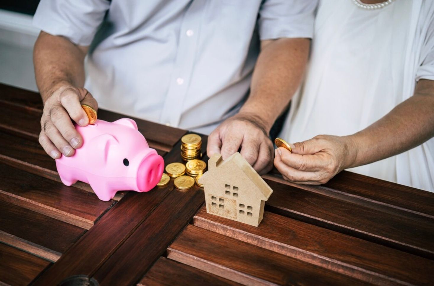 5 Pengeluaran Terbesar yang Menguras Uang Tabungan Pensiun