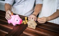 5 Pengeluaran Terbesar yang Menguras Uang Tabungan Pensiun