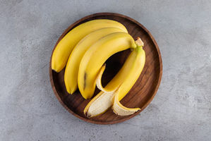 Pisang salah satu real food yang bisa tingkatkan mood.