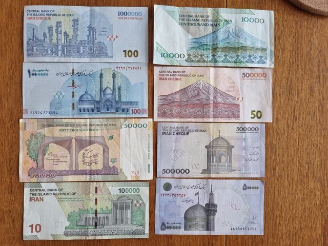 iran-currencies-bank-notes-e1742076658371.jpeg