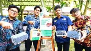 Briket Tempurung Kelapa Mahasiswa UMY Rambah Pasar Luar 