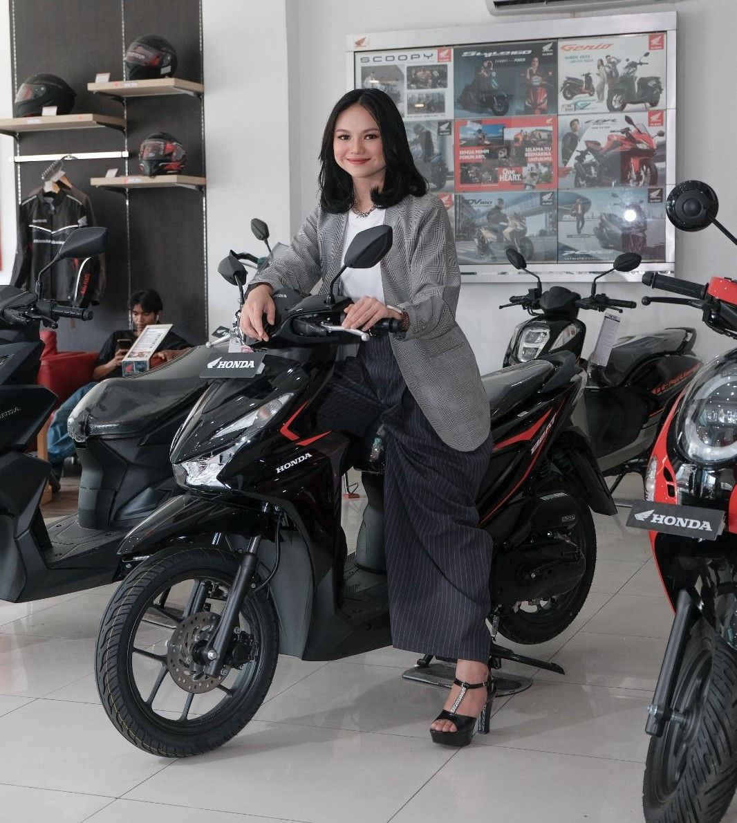 Hindari Tahan Rem di Tanjakan, Ini Risiko bagi Motor