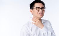 Cara Cegah Sakit Tenggorokan Saat Musim Hujan, Hati-hati!