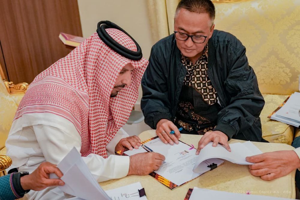 Otorita IKN menggandeng investor Uni Emirat Arab, Ayedh Dejem Group, untuk mengembangkan kawasan terpadu di jantung IKN dengan nilai investasi sekitar Rp4 triliun. (Foto: Humas OIKN) 
