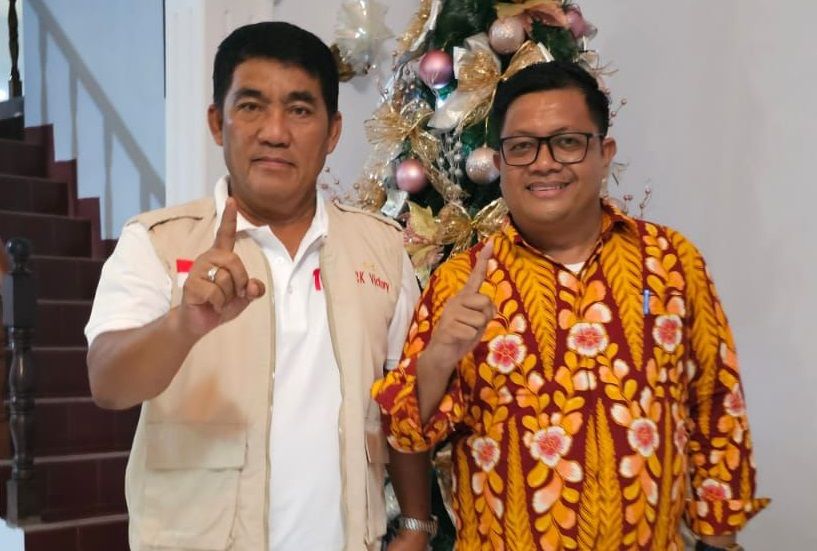Gubernur Yulius Selvanus bersama Supriyadi Pangellu.
