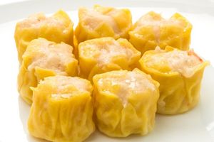 Ide bisnis takjil sehat, dimsum atau siomay kukus.