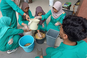 man pekalongan olah sampah.jpg