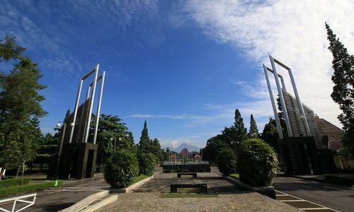04022026-UGM Kuota Mahasiswa Baru.jpg