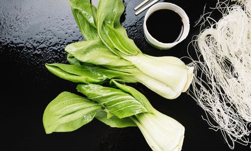 Daftar Makanan dengan Kalsium Lebih Tinggi daripada Susu: Bok Choy