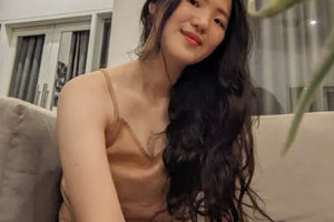 Novia Arifin atau Nupi.