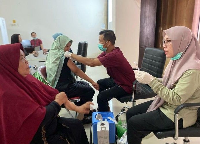 Dinkes Kaltim siagakan 188 Puskesmas untuk vaksin haji 2026. Jamaah kini bisa vaksin meningitis dan polio di daerah domisili masing-masing. (Foto: Ilustrasi)