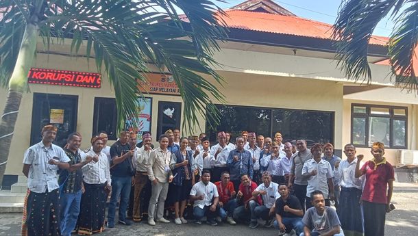 Difitnah Pimpin Massa Bersenjata, Pater Marsel Tempuh Hukum