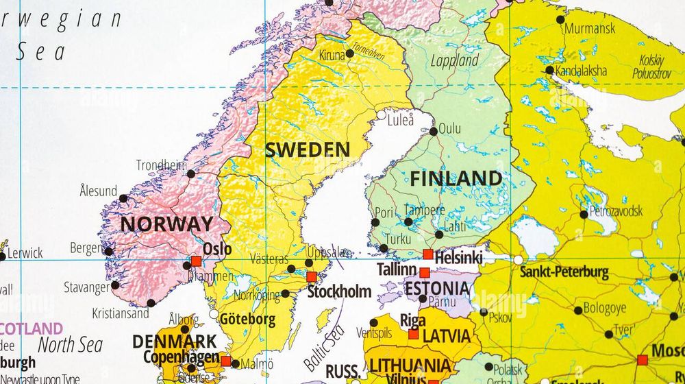 scandinavian-countries-map-with-norway-sweden-finland-and-denmark-2J5YFJJ.jpg