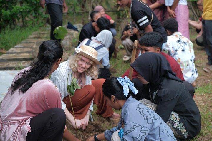 GreenTrans-Edu Satukan Perspektif Sains dan Sosial