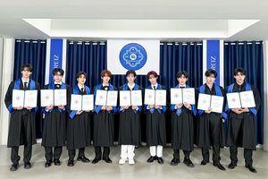 Group K-pop ZEROBASEONE.