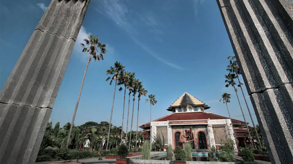 masjid ugm.jpg