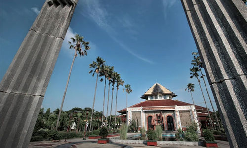 masjid ugm.jpg