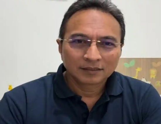 Dokter Piprim Basarah mengaku dipecat Menteri Kesehatan.