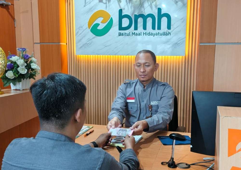 BMH Kalimantan Timur memperkuat dakwah, pendidikan, dan pemberdayaan ekonomi umat hingga wilayah pedalaman. Program zakat, pesantren, dan UMKM dijalankan berkelanjutan.