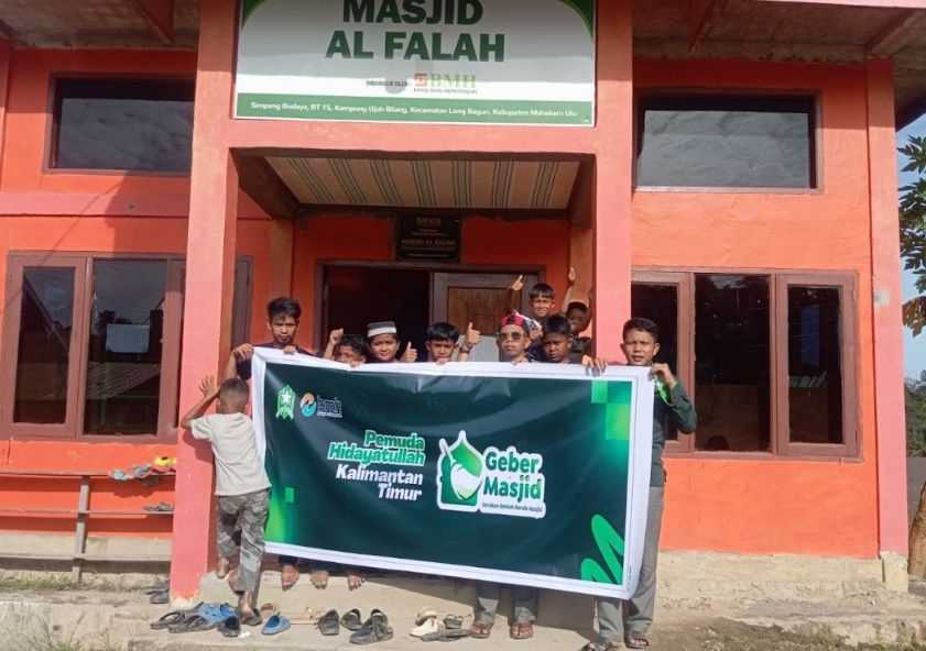Program Geber Masjid 2026 digelar serentak di 10 kabupaten/kota di Kalimantan Timur. (Foto: BMH Kaltim)