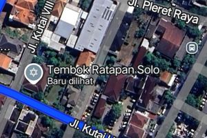 tembok ratapan solo.jpg