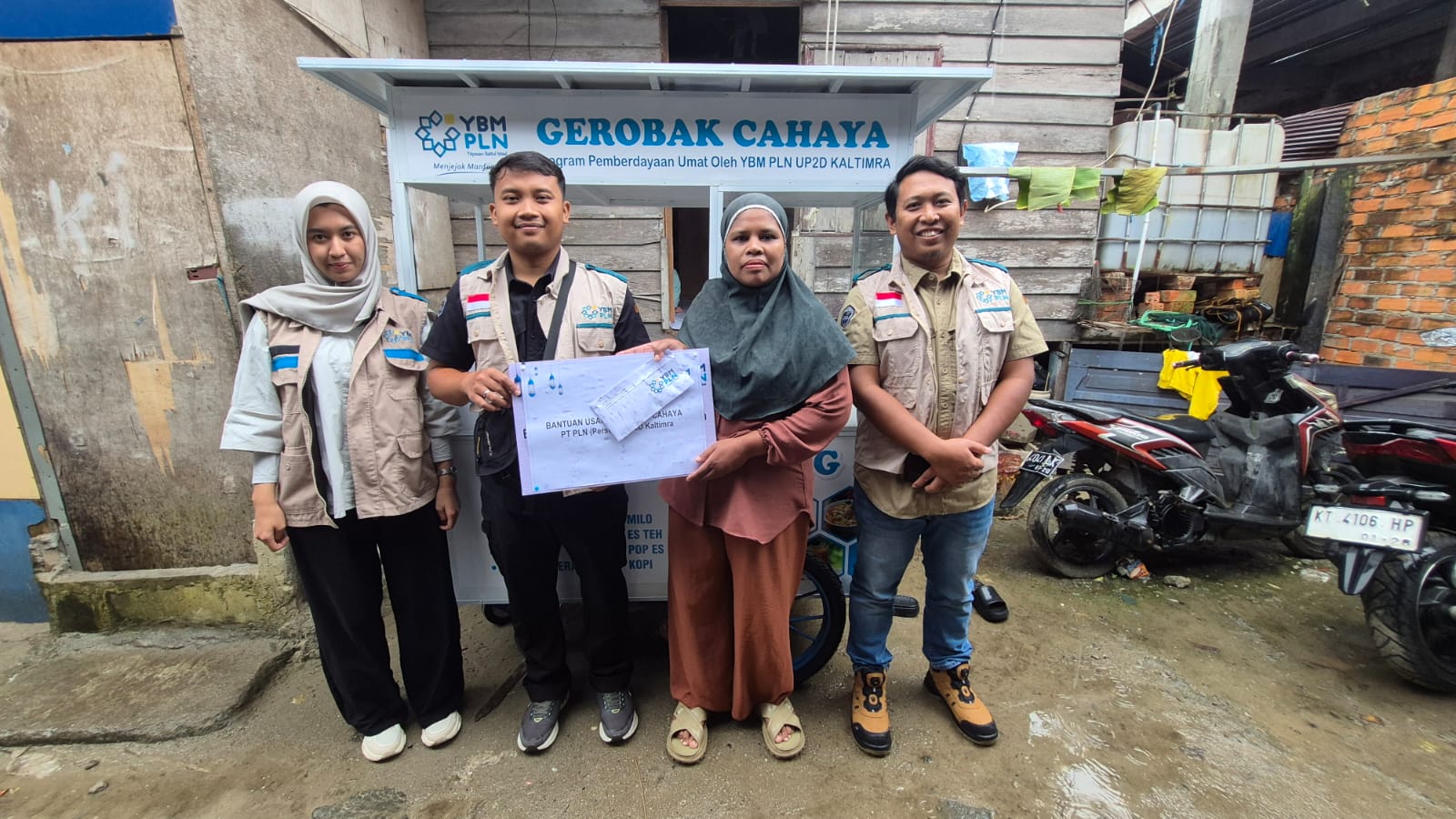 Gerobak Cahaya PLN, UMKM Naik Kelas di Bulan Ramadan