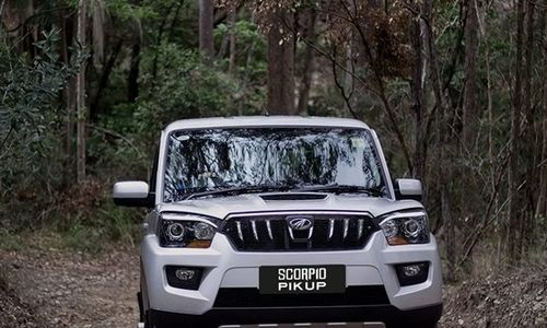 Pickup Mahindra 4x4 asal India.jpg