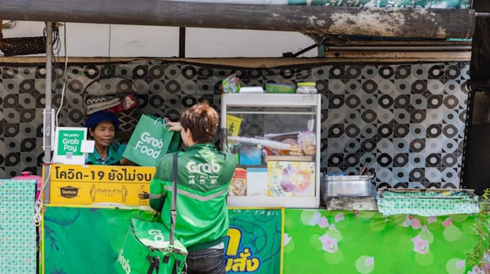 grab-a4Lbexabx4M-unsplash (1).jpg