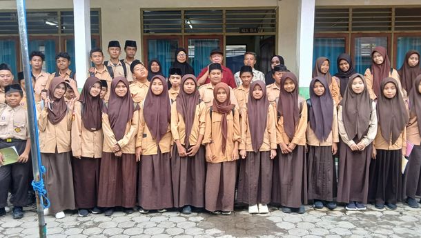 Peduli Generasi Muda, Diskominfo Sikka Sosialisasi DQ