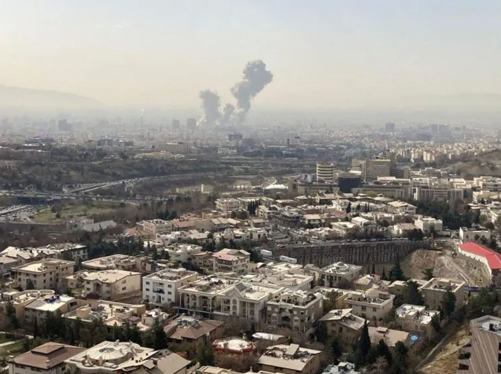 Konflik Meluas, 10 Negara Ini Masuk Bidikan Iran