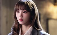Lee Sung Kyung dalam drama Korea In Your Radiant Season.