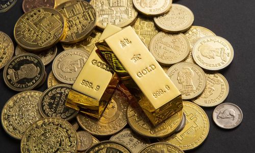 5 Alasan Utama Harga Emas Naik Saat Perang Terjadi