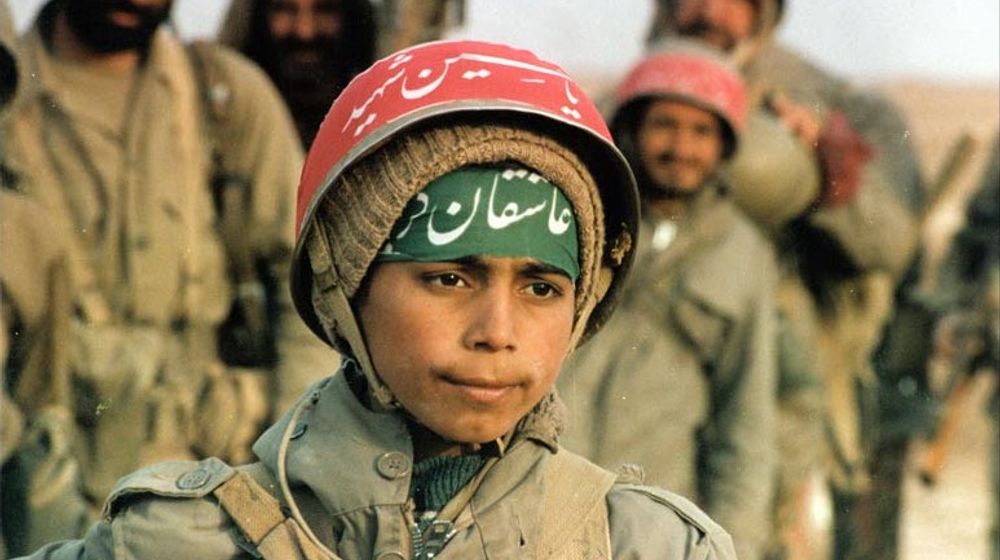 children_in_iraq-iran_war4.jpg