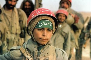 children_in_iraq-iran_war4.jpg
