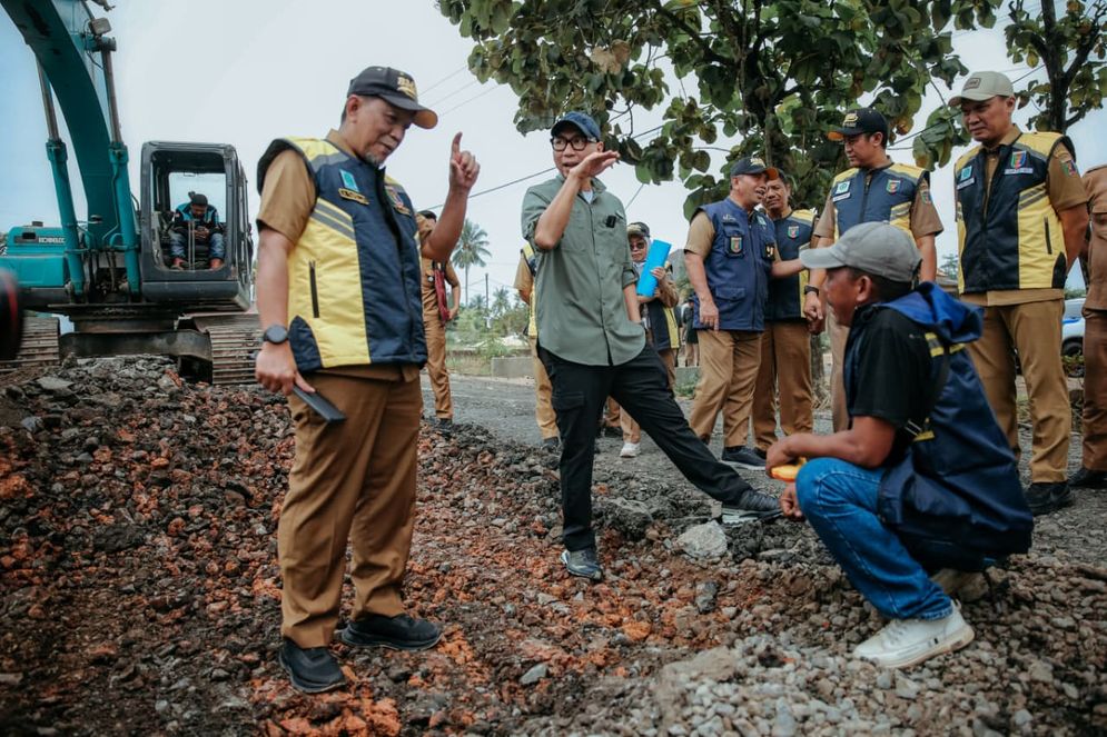 Jalan provinsi ruas Gunung Batin-Daya Murni, Kabupaten Lampung Tengah.
