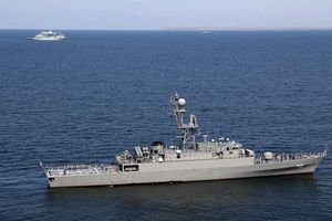 kapal iran iris dena.jpeg