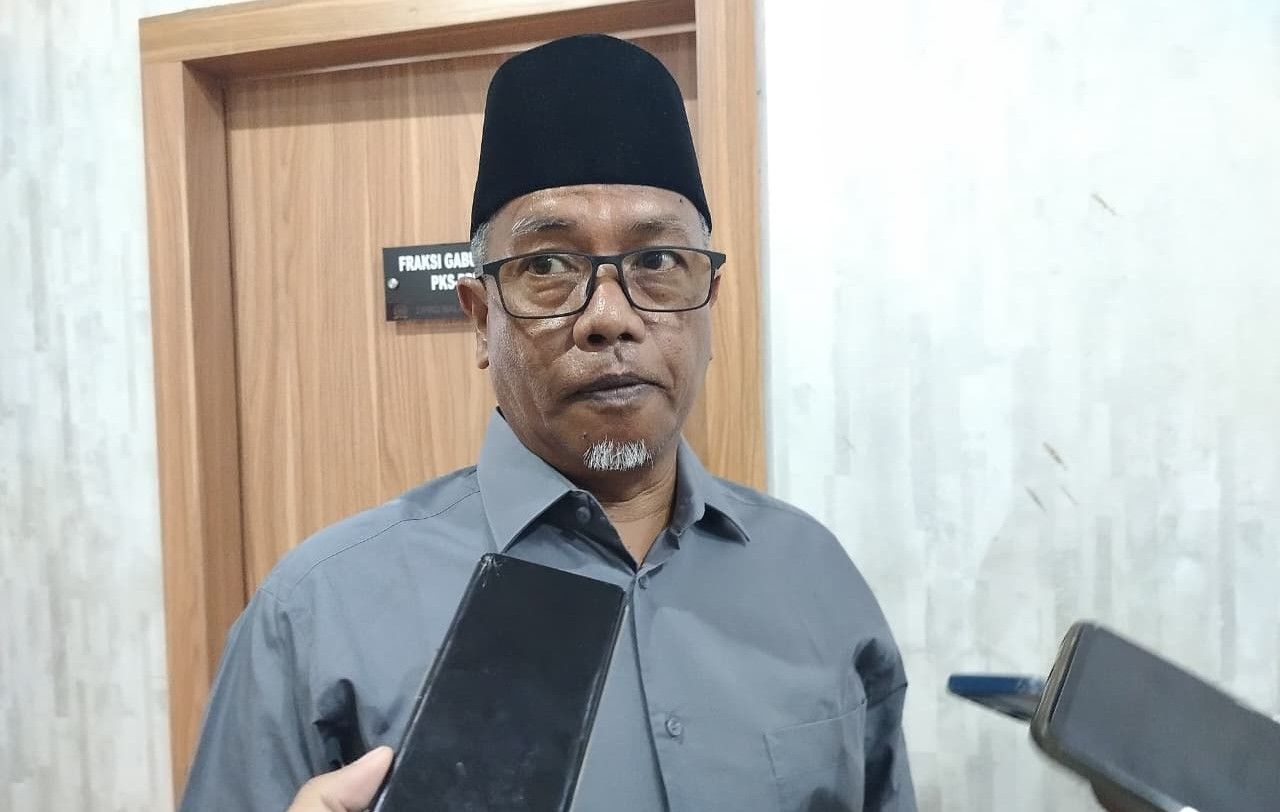 Anggota Komisi II DPRD Balikpapan, Japar Sidik, mengatakan telah meminta Dinas Perdagangan (Disdag) Balikpapan untuk terus memantau perkembangan harga