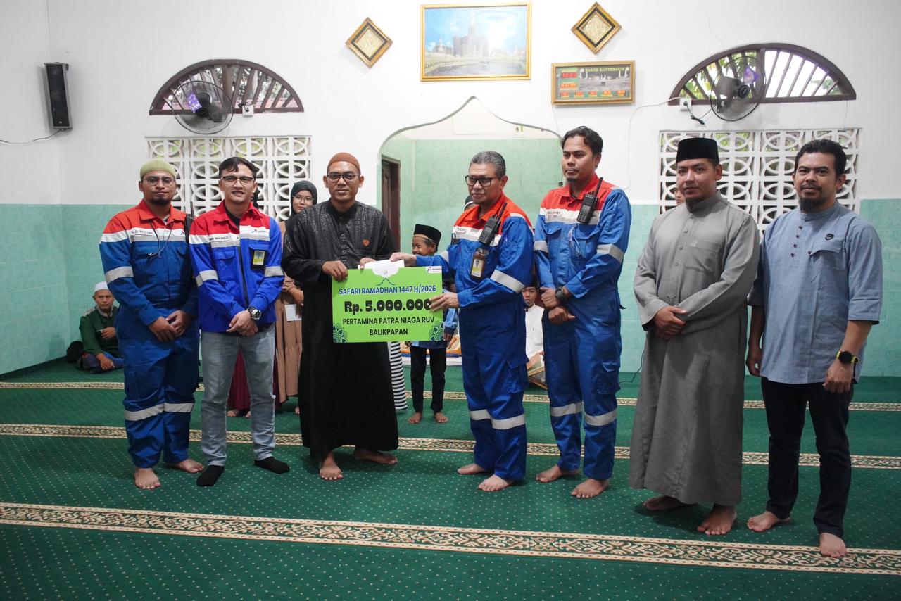 Pertamina Safari Ramadan di Sungai Wain, Salurkan Bantuan