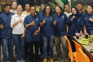 Wardiksu menggelar buka puasa bersama di Food Court Skip, Medan