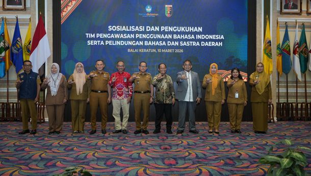 Tim Pelaksana Pengawasan Penggunaan Bahasa Indonesia Dikukuhkan