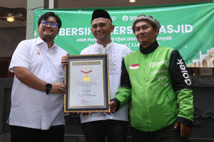 Gojek Bersih Masjid - Panji 1.jpg