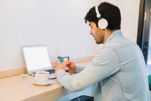 8 Jenis Musik yang Dapat Tingkatkan Fokus Saat Bekerja