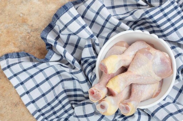 5 Makanan Ini Tidak Boleh Dicuci Sebelum Dimasak, Bahaya!