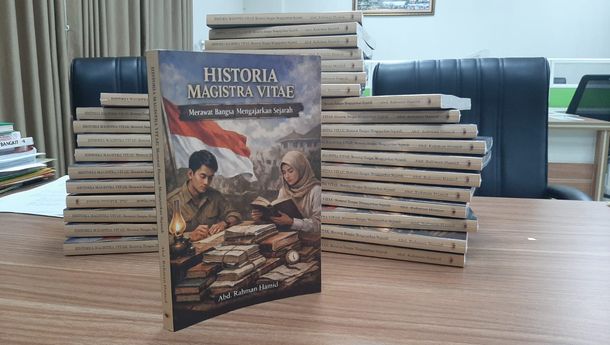 Dosen Sejarah UIN RIL Luncurkan Buku Historia Magistra Vitae