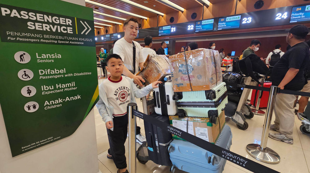 Puncak Mudik Bandara - Panji 2.jpg