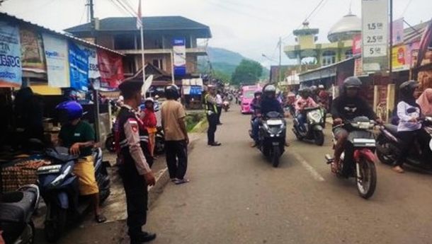 Polres Ende Respons Cepat Keluhan Warga, Pantau Aktivitas Pasar