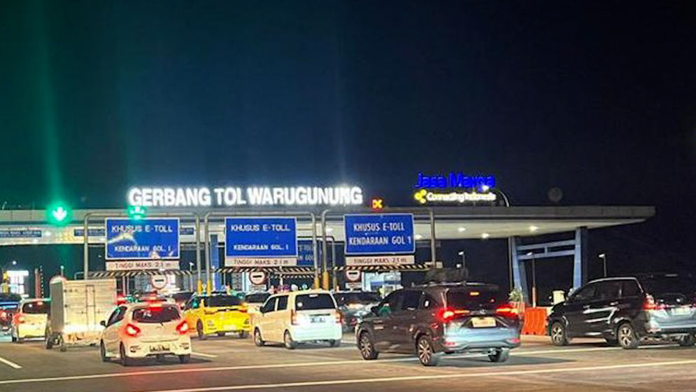 PINTu tol warugunung.jpg