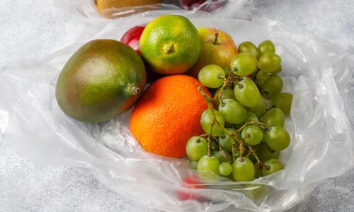 Harga Plastik Dikhawatirkan Naik, Bolehkah Plastik Dipakai Ulang?