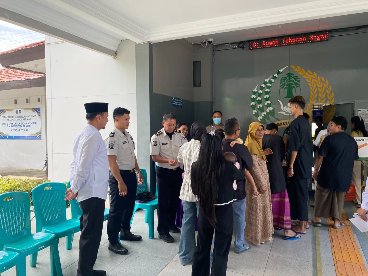 Rutan Kelas IIA Manado menggelar layanan kunjungan khusus Hari Raya Idul Fitri 1447 H.