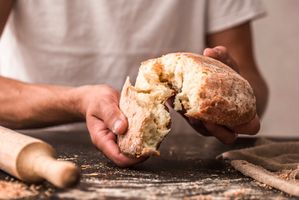 Lagi Tren, Ini Bahaya Makan Roti Sourdough Berlebihan